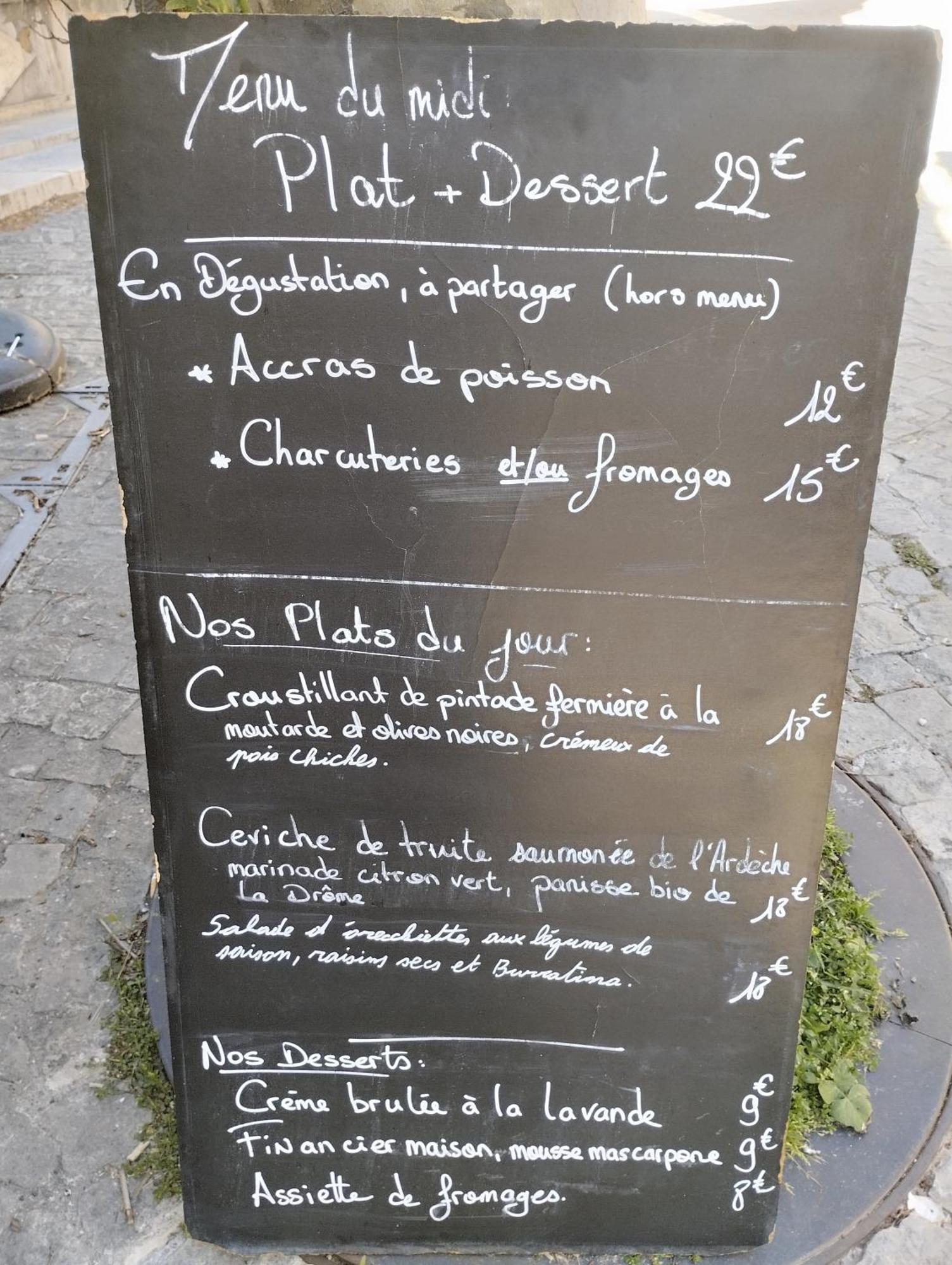 Le Patio Hotel Grignan Exterior photo